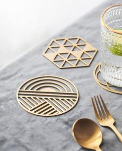 Élégant sous-verre rond en métal pour un look élégant et moderne idéal pour protéger vos meubles et améliorer la décoration Élégant métallique - Product Image 6