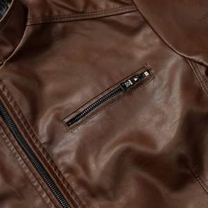 Chaqueta de invierno para hombre, cómoda, personalizada, transpirable, diseño de cuero, tela de lona de alta calidad, chaqueta de moda a la venta - Product Image 4