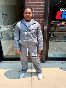 Logo personnalisé vêtements d'été pour hommes coupe-vent veste en nylon avec short ensemble 2 pièces logos brodés ensemble de short coupe-vent - Product Image 4