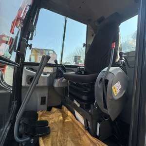 Excavadora de cadenas Kubota KX080-4 usada en excelentes condiciones, certificada por la EPA y CE, pocas horas de trabajo, 8 toneladas, 1 año de garantía incluida - Product Image 3