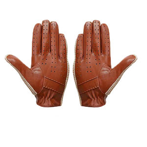 Gants de conduite en cuir souple véritable Gants de conduite cousus à doigts entiers Gants de conduite de voiture et de camion de couleur unie - Product Image 2