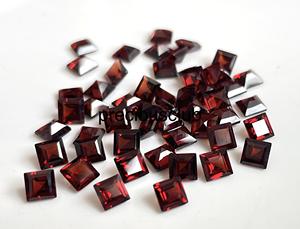 โกเมนธรรมชาติทรงสี่เหลี่ยมตัดขนาด5มม.-โกเมนแดงทรงสี่เหลี่ยมหลวม - Product Image 6