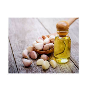 Huile essentielle d'ail 100% pure et naturelle utilisée pour l'aromathérapie au prix de gros - Product Image 1