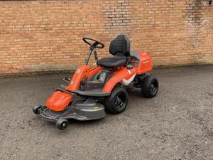 Tractor Husqvarna R214TC / Gasolina / Motor a Gasolina - Product Image 4