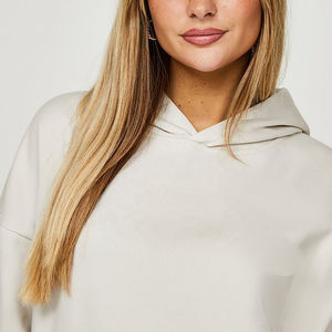 Survêtement de jogger pour femmes conçu pour un style de vie actif adapté aux entraînements de yoga et de voyage - Product Image 6