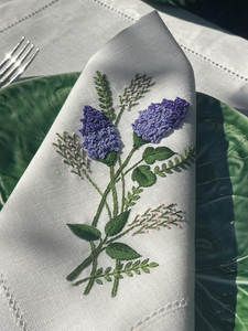 Serviette à thé à ourlet en lin blanc monogrammé pour serviettes en tissu brodées à la main pour les mariages - Product Image 4