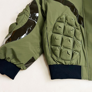 Venta al por mayor Nuevo Invierno Acolchado Burbuja Chaquetas Zip Fit Fluffy Mens Chaqueta al aire libre - Product Image 4