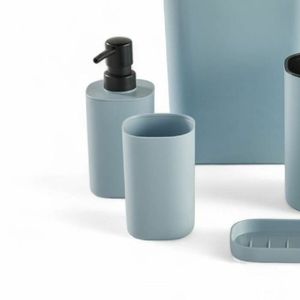 Juego de Accesorios de Baño de Plástico Azul Moderno TODAY HOY, Colección de 5 Piezas de Accesorios de Baño Contemporáneos - Product Image 2