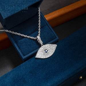 Colgante de ojo de zafiro helado chapado en oro blanco de 18 quilates de Plata de Ley 925 de alta calidad para hombres - Product Image 3