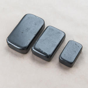 Piedra de masaje rectangular de shungita pulida de 3*0.8*1.6 pulgadas (75*20*40 mm) - Product Image 3