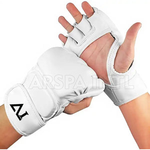 Gants de MMA professionnels sur mesure en cuir, pour entraînement et combat. - Product Image 2