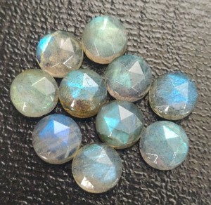 ดอกกุหลาบลาบราดอไรต์ธรรมชาติทรงกลมขนาด5มม.-ทรงหลวม - Product Image 1