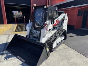 Cheap Sale of High Quality Ozziquip 1200T Original Imported Farm Machinery Mini Skid Loader - Product Image 4