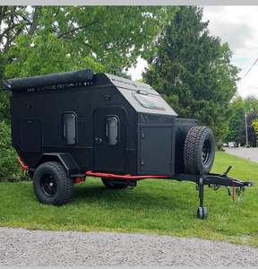 Caravane de voyage de luxe personnalisée 4x4, caravane de camping tout-terrain en aluminium, capacité de couchage pour 4 personnes. - Product Image 1