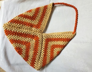 SAC HOBO EN RAFFIA AU CROCHET ÉLÉGANT - Product Image 5