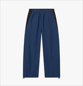 Ensemble de vêtements de rue avec fermeture éclair 2 pièces pour hommes personnalisés OEM short coupe-vent imprimé polyester nylon ensemble short coupe-vent à capuche - Product Image 5