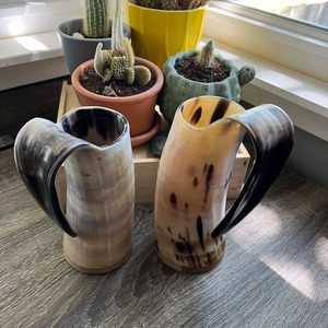 Jarra de Cerveza Vikinga Artesanal de Cuerno de Búfalo, Taza Tradicional Rústica para Beber - Product Image 3