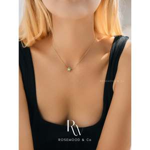 Collana Trendy con Pendente a Raggi di Sole in Opale Placcato Oro, Design a Raggi di Sole, Inossidabile, con Gemma, Regalo Perfetto per - Product Image 2