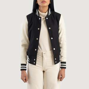 เสื้อแจ็คเก็ต Savant Hybrid Varsity สีดำและสีขาว สำหรับฤดูใบไม้ร่วง สวมใส่สบายอย่างสมบูรณ์แบบ - Product Image 1
