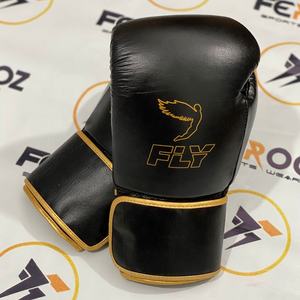 Guantes de Boxeo Profesionales de Entrenamiento de Kickboxing Modelo Más Reciente, Color Blanco Dorado, con Logotipo Personalizado y Nombre, para Sparring - Product Image 2