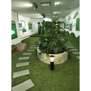 Alfombra de césped de jardín al por mayor suelo deportivo de campo de fútbol césped sintético césped artificial para paisajismo balcón - Product Image 1