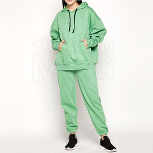 Conjuntos personalizados transpirables para mujer Tops cómodos de patrón sólido con MOQ bajo de longitud corta para invierno - Product Image 1