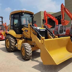 Chargeuse-pelleteuse CATERPILLAR 432F d'occasion en bon état, modèle CAT 432 avec rétrocaveuse, à vendre, prête à être expédiée. - Product Image 2