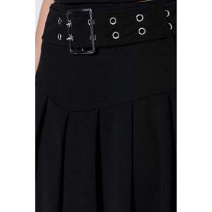 กระโปรงทรงดินสอและทรงพลีทสไตล์ลำลองแบบโกธิคสำหรับสาวออฟฟิศ ผ้าเดนิม ผ้าฝ้าย ผ้าไหม มีเข็มขัดรัดเอว สีธรรมชาติ - Product Image 4