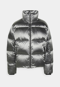 เสื้อแจ็คเก็ตบุนวมสำหรับผู้ชายดีไซน์ใหม่สำหรับฤดูหนาวเสื้อแจ็คเก็ตบุนวมมีโลโก้แบบหนามา2023 - Product Image 2