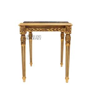 Mesa Auxiliar Cuadrada Neoclásica de Lujo con Tapa de Mármol Marrón Oscuro y Patas Acanaladas con Hoja de Oro Ornamentada para Decoración de Esquinas de Palacio - Product Image 2