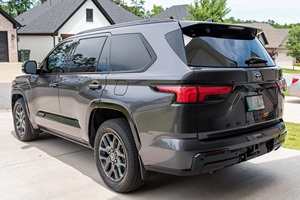 Sequoia Platinum 4x4 2023 Impecable - Product Image 3