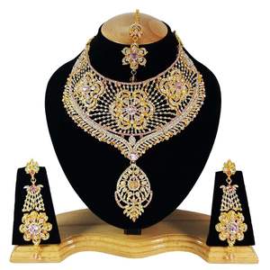 Ensemble collier et boucles d'oreilles en zircon de style antique, fait à la main, en zircone, rose, alliage, pour mariage, fête, fiançailles, occasion - Product Image 1