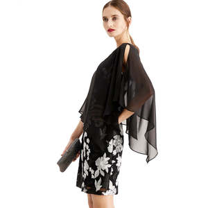 Abito da donna nero taglia 8 in chiffon ricamato con capelet, silhouette a tubino, vita naturale, stampa floreale, alla moda - Product Image 3