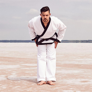 Uniformes de maître jiu jitsu brésiliens, uniformes d'arts martiaux personnalisés avec tissu léger 100% coton à bas prix - Product Image 4