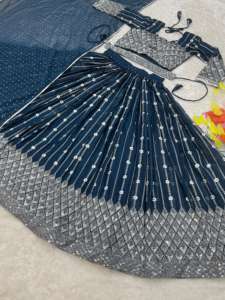 Lehenga เสื้อผ้าปากีสถานของผู้หญิงผ้าไหมงานปักดีไซน์ทันสมัยเป็นที่ต้องการมาก - Product Image 4