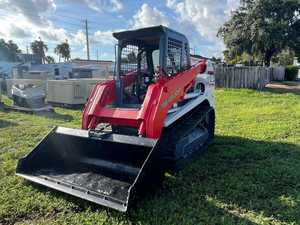 TAKEUCHI TL120 with Cab, HIGH FLOW with <b>Air</b> <b>Conditioning</b>/Heat Skid Steer Loader - Product Image 5