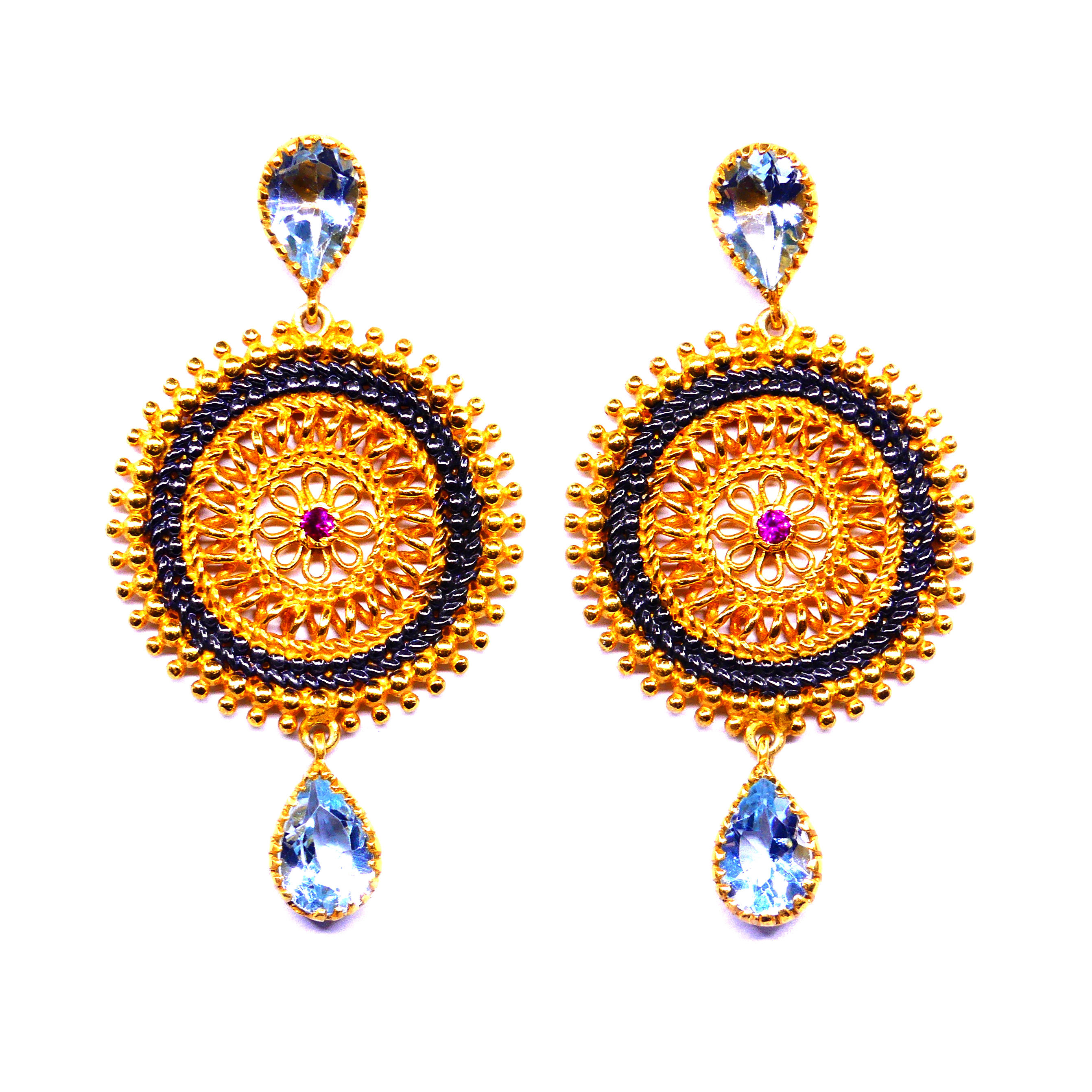 สีเหลือง