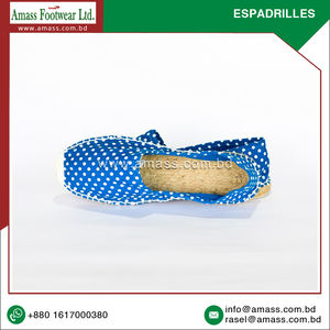 Venta al por mayor 100% alpargatas naturales hechas a mano lienzo ligero impreso colección de verano transpirable Top Slip-On zapatos de moda - Product Image 4