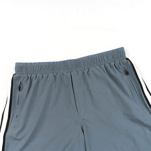 Nueva llegada último diseño hombres Fitness Leggings con pantalones cortos ligeros transpirables sostenibles hombres pantalones cortos con color personalizado - Product Image 6