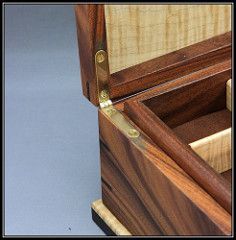 Boîtes d'emballage en bois polies personnalisées pour les petites entreprises Boîtes cadeaux en bois personnalisables et boîtes personnalisées avec touche finale - Product Image 2