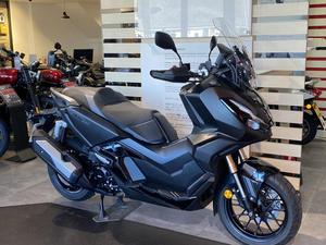 Motos deportivas Honda ADV 350 usadas en buen estado a la venta - Product Image 5