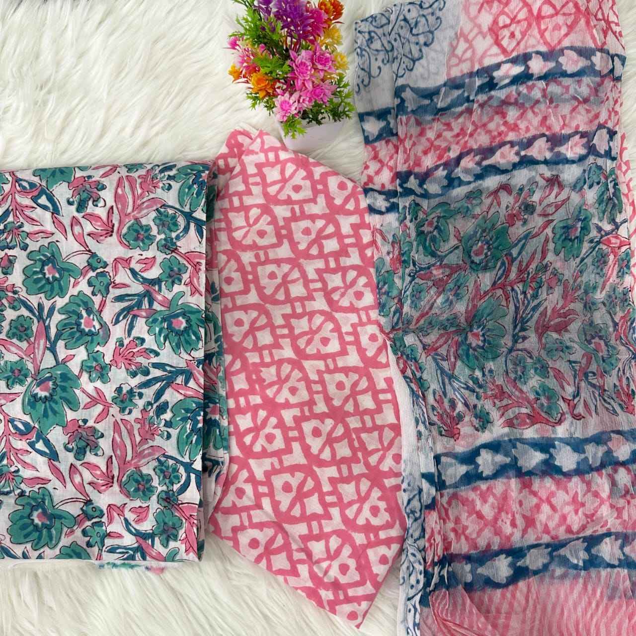 ตามภาพที่แสดง