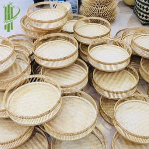 Plateau de service en rotin et bambou écologique, plats et assiettes élégants - Product Image 3