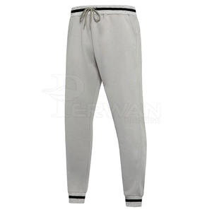 Conjunto de chándal de invierno para hombre de último diseño, chándal de color personalizado de manga larga informal a la venta - Product Image 5