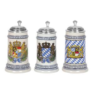 Tazas de Cerámica DOMEX de 0.5L con Diseño del Escudo del Bayern de Múnich, con Tapa de Zinc, VPE 6 - Product Image 1