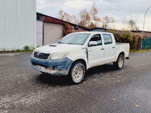 2016 pour Toyota Hilux 2.5L Double Cab avec sièges en tissu de boîte de vitesses manuelle et direction gauche pour bus, y compris caméra arrière - Product Image 4