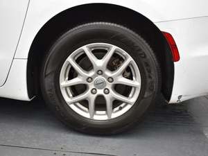 Chrysler Pacifica Touring L FWD 2024 d'occasion, incroyablement parfait, faible kilométrage, en stock, proposé à un prix fantastique - Product Image 6