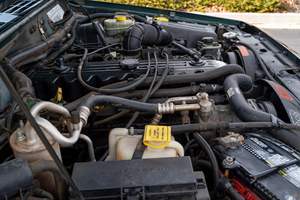 Jeep Cherokee Limited 4x4 del 2001, Usado, Sin Reserva, Un Solo Propietario Hasta 2024, Motor de 4.0 Litros y 6 Cilindros, Reemplazo Reciente de la Cabeza de Cilindros - Product Image 6