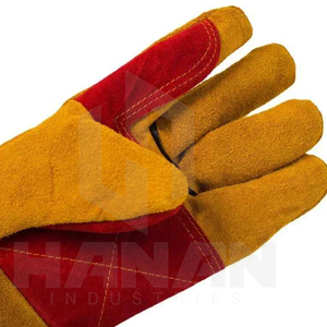 Guantes de seguridad de soldadura MIG de cuero Partido de grano de vaca anticalor con palma y pulgar reforzados de Pakistán - Product Image 3