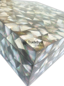 Boîte de rangement incrustée MOP fabriquée à la main pour idées de cadeaux de luxe de Tradebyd - Product Image 4